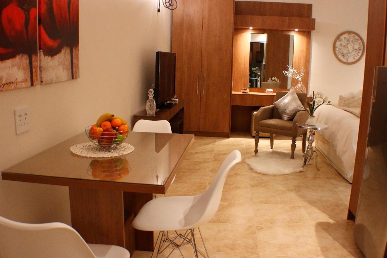 Keret Alojamiento Bellville Exterior foto